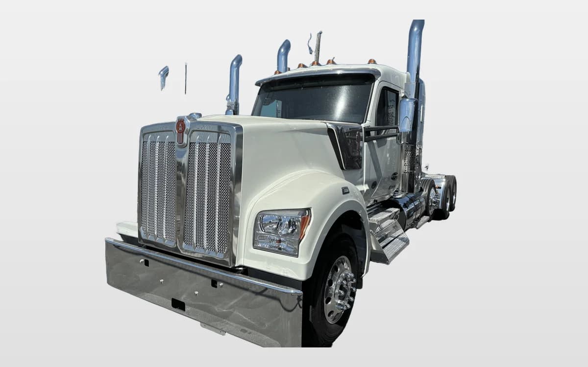 2026 Kenworth W990