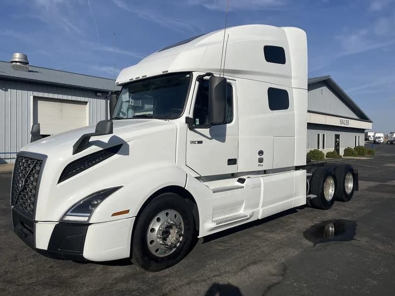 2020 Volvo VNL 760