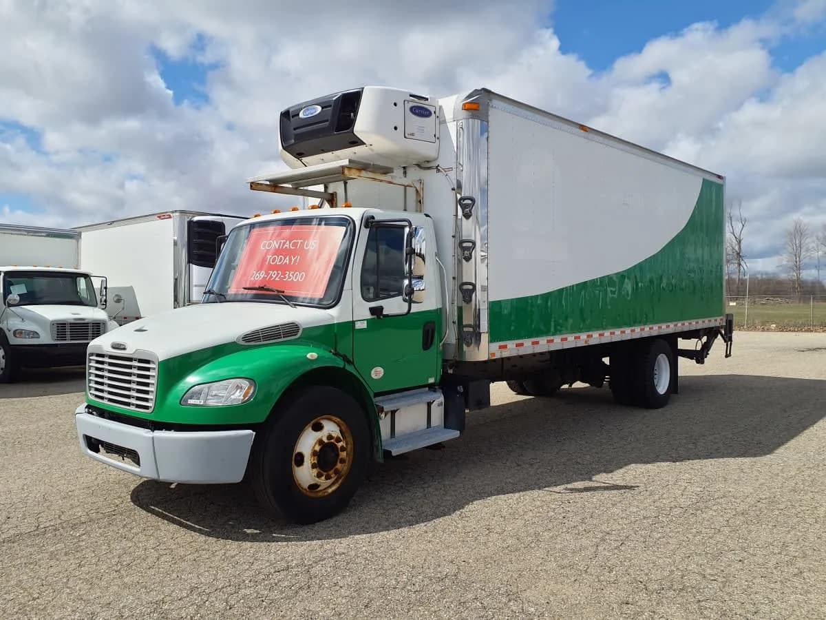2020 Freightliner M2 106