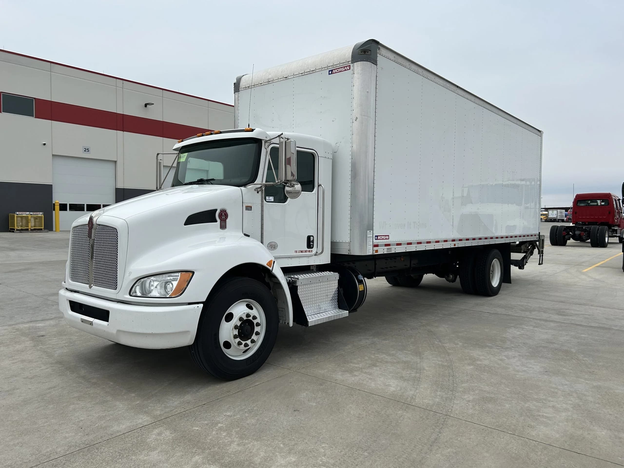 2022 Kenworth T270