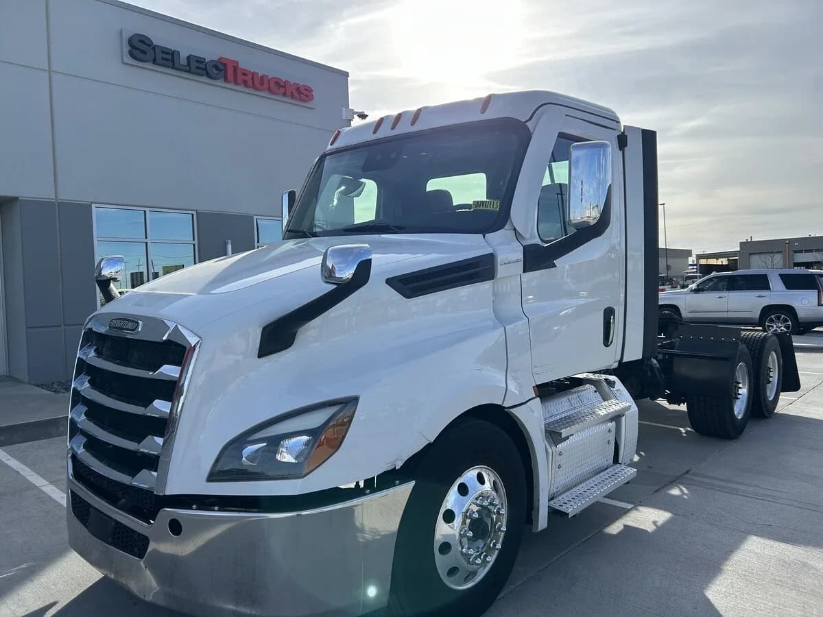 2023 Freightliner Cascadia
