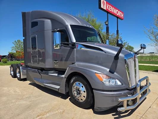 2023 Kenworth T680