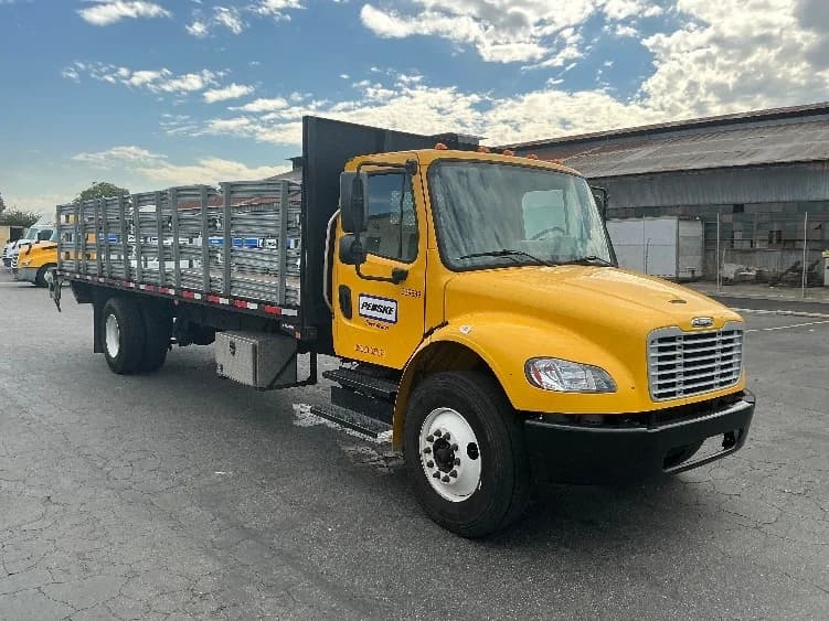 2020 Freightliner M2 106