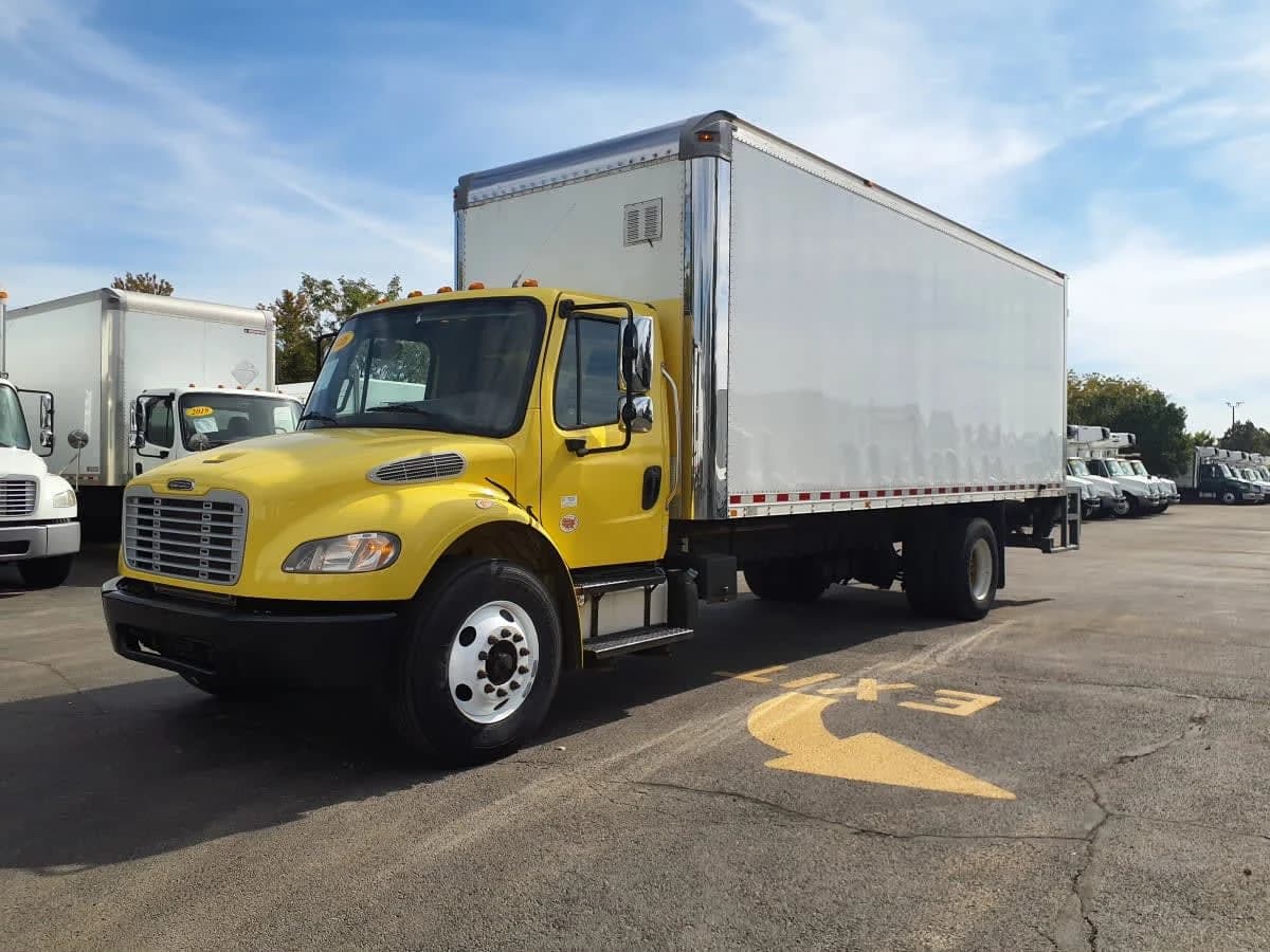2016 Freightliner M2 106