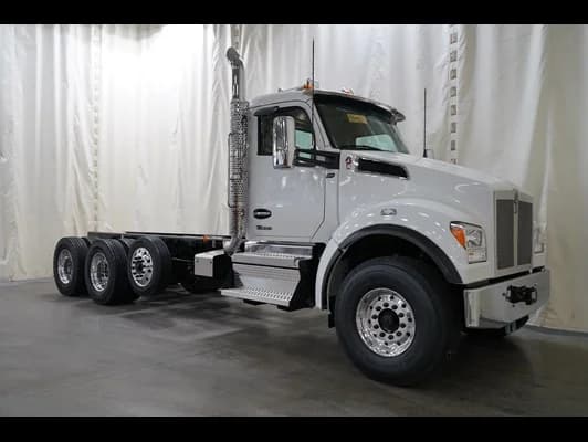 2026 Kenworth T880