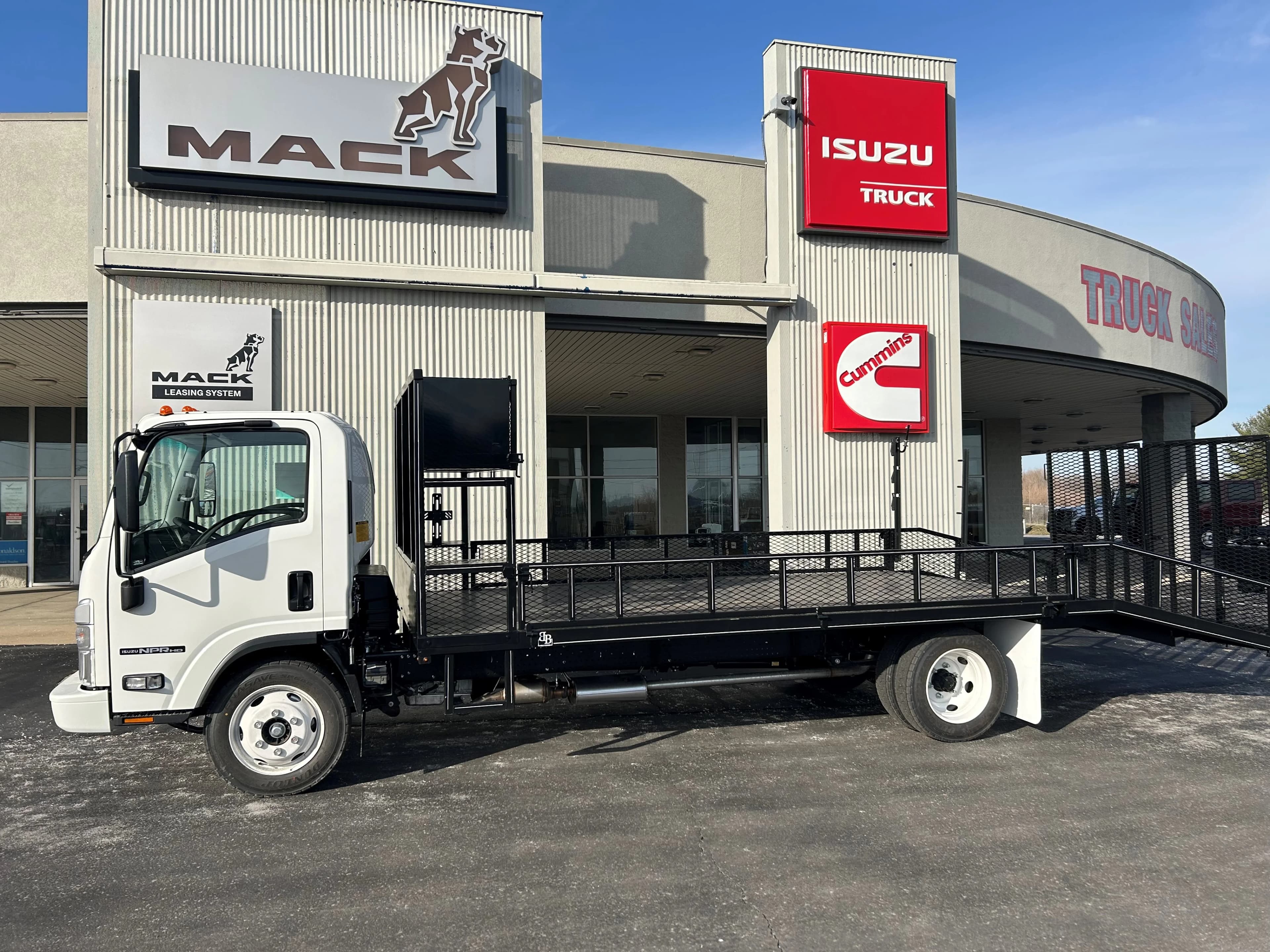 2024 Isuzu NPR