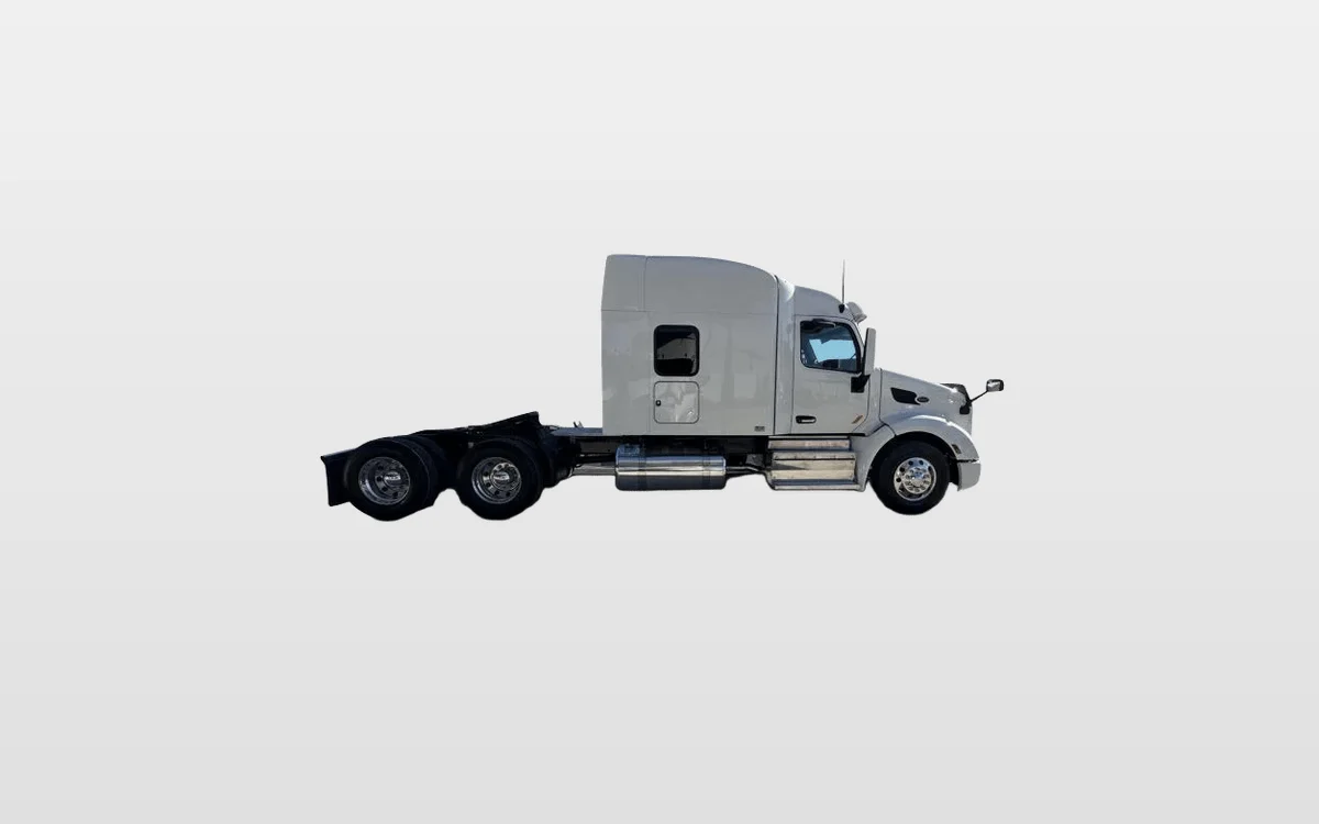 2022 Peterbilt 579