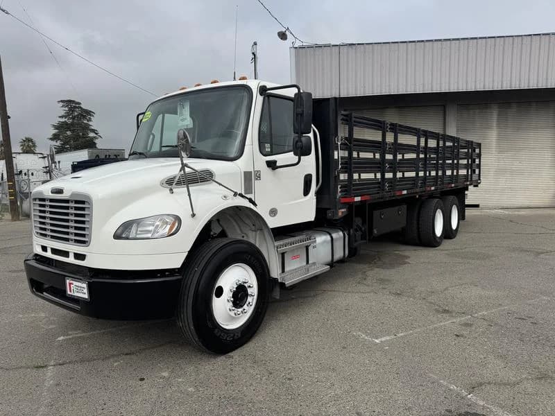 2022 Freightliner M2 106