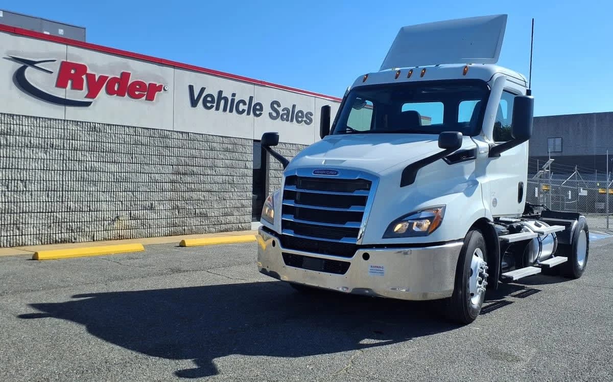2020 Freightliner Cascadia