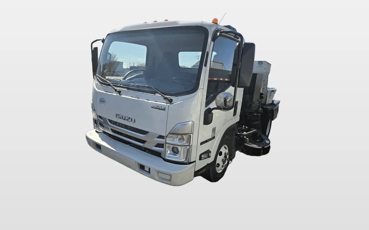 2023 Isuzu NPR in Louisville, KY