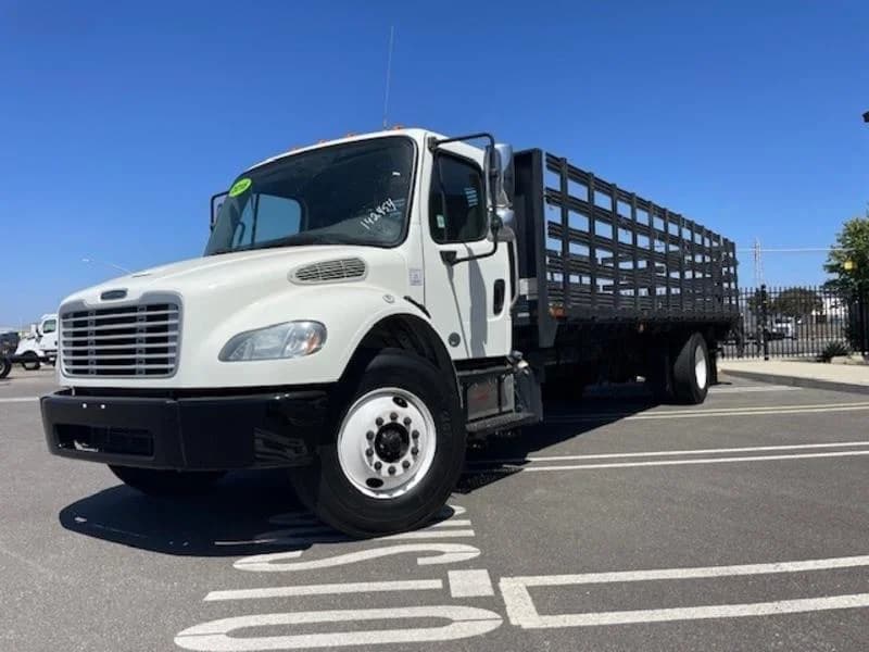 2016 Freightliner M2 106