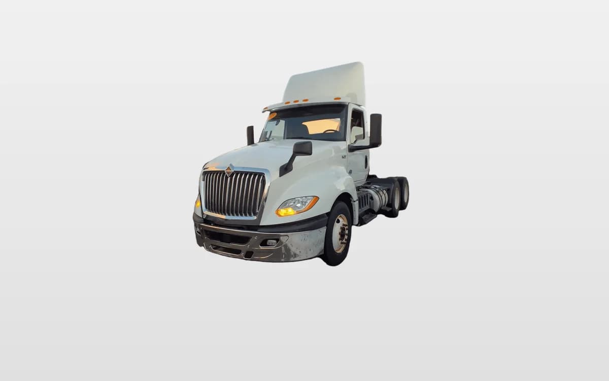 2019 International LT in Bolingbrook, IL