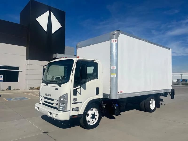 2022 Isuzu NPR