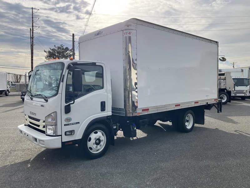 2022 Isuzu NPR