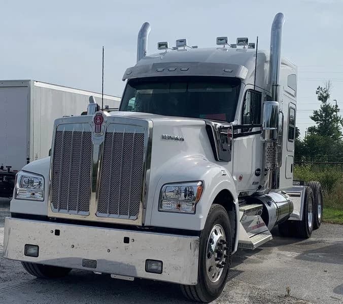 2026 Kenworth W990