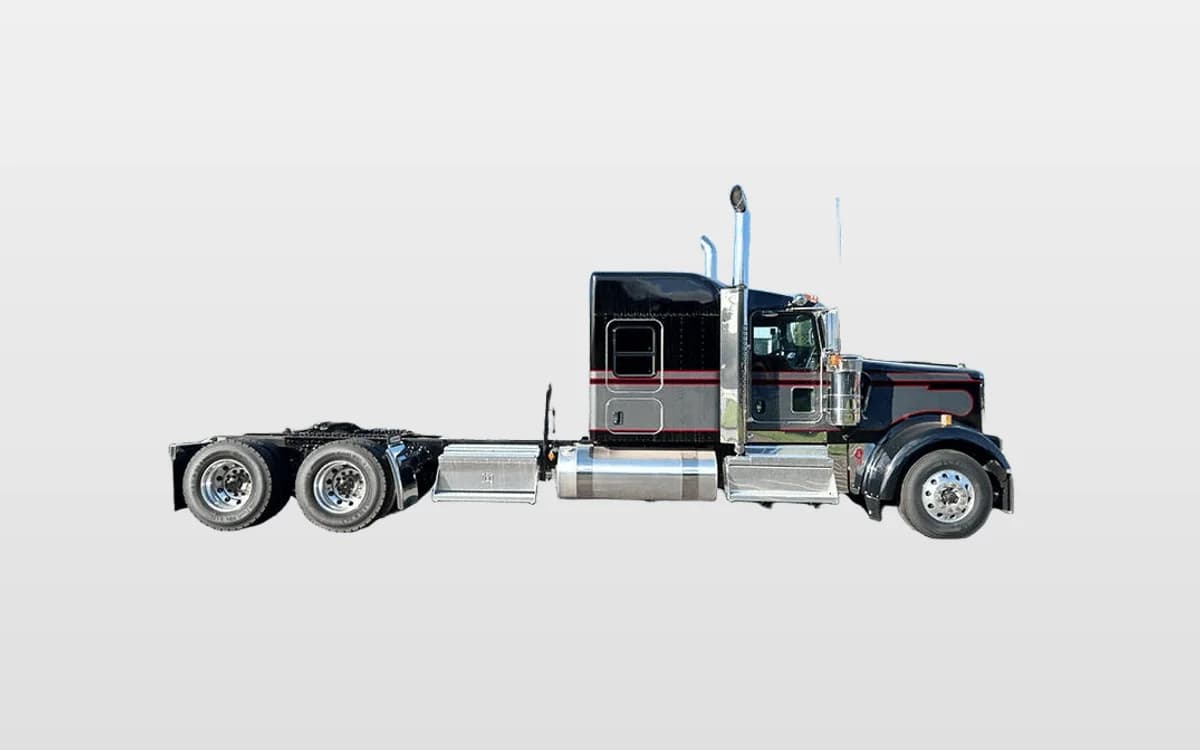 2025 Kenworth W900