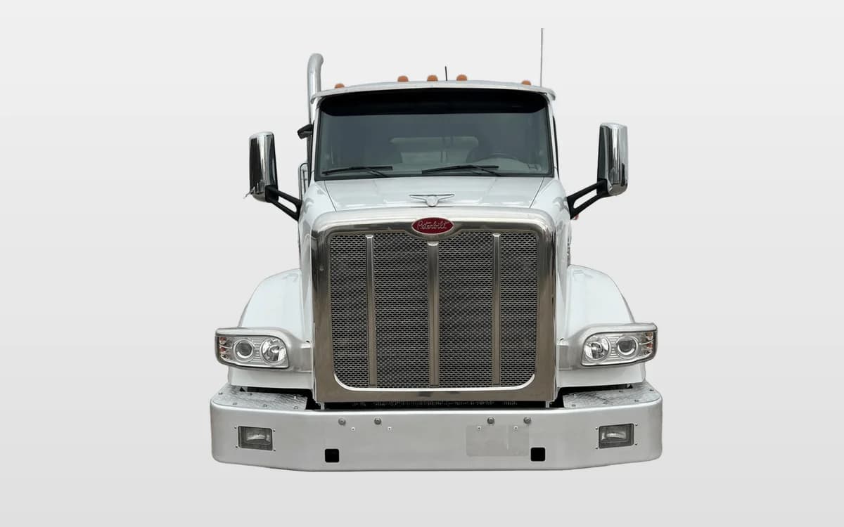 2021 Peterbilt 567