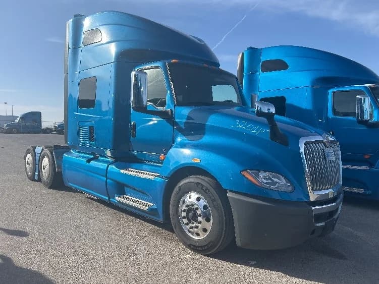 2021 International LT