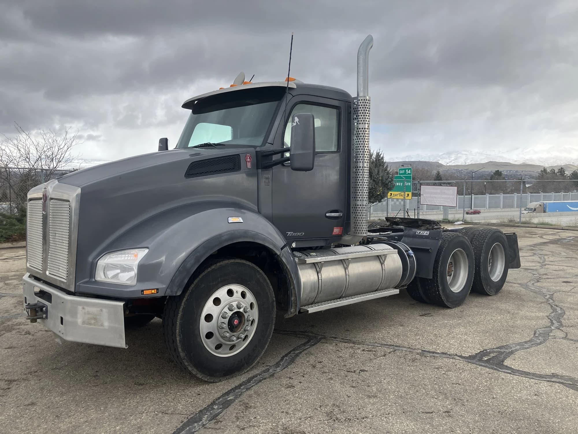 2022 Kenworth T880