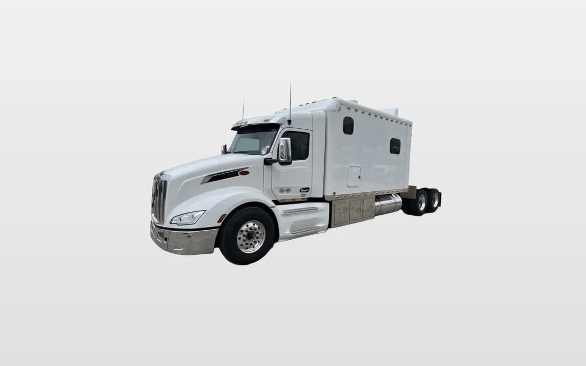 2026 Peterbilt 579