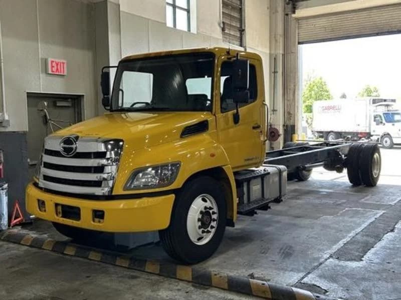2019 Hino 338