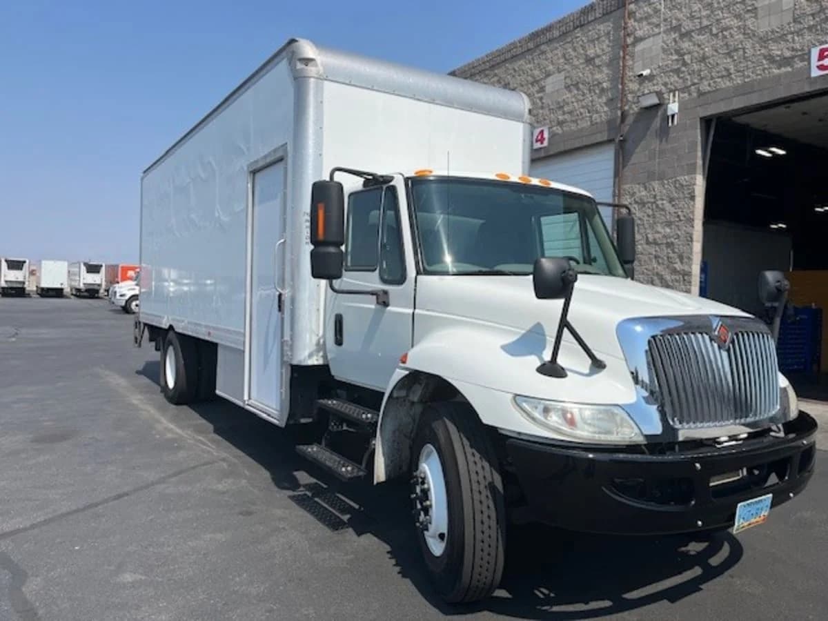 2018 International 4300