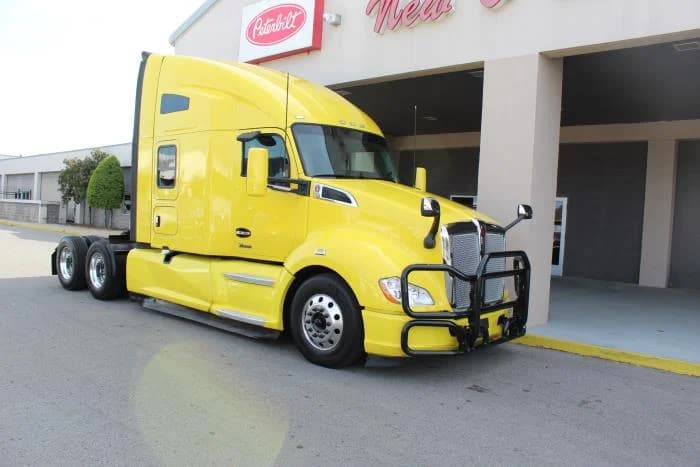 2022 Kenworth T680