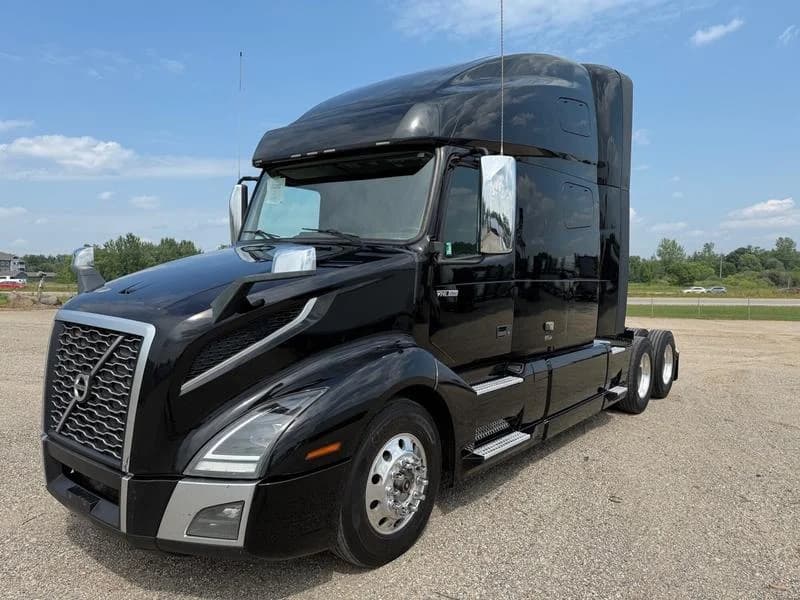 2020 Volvo VNL 760