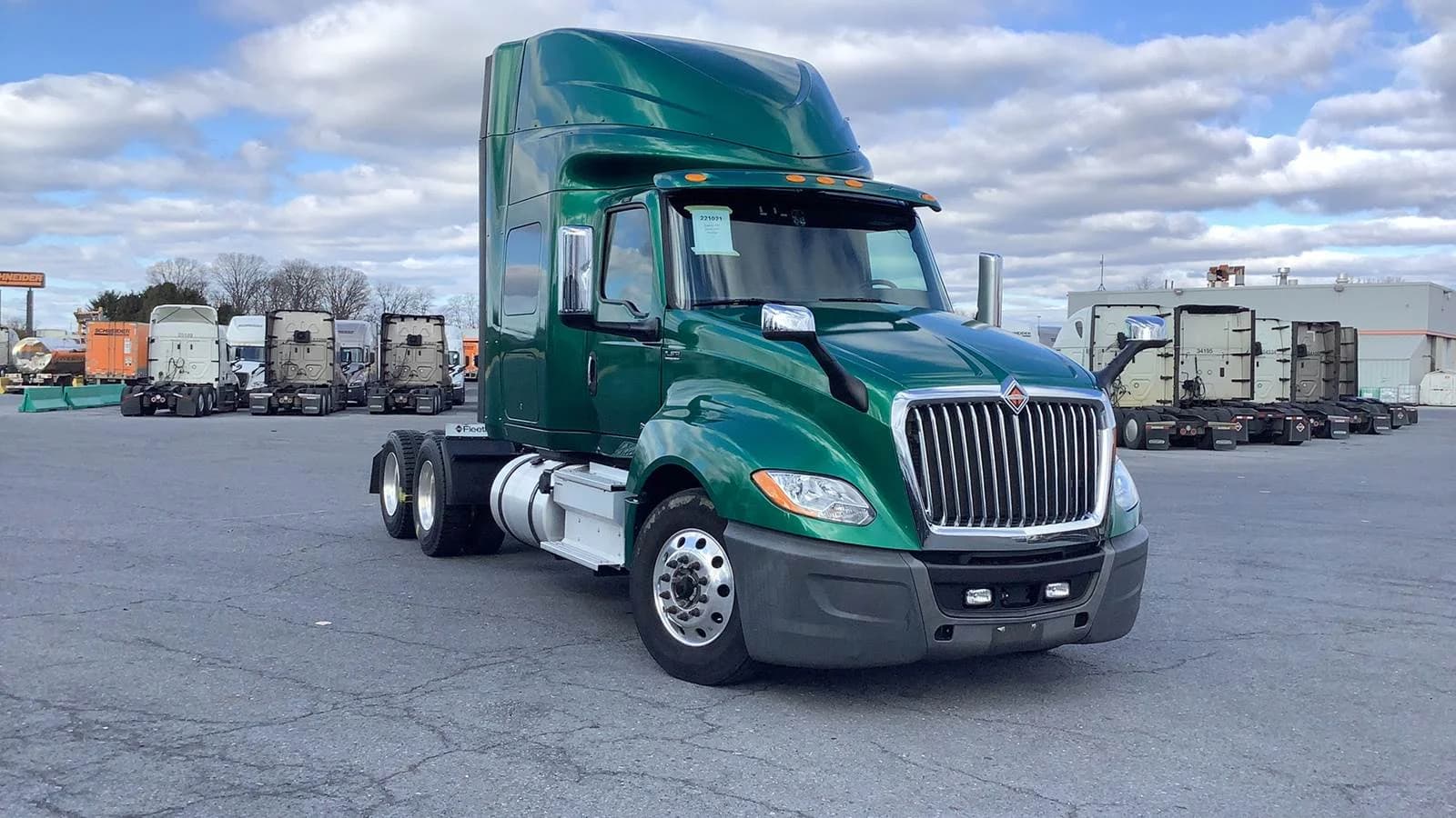 2021 International LT