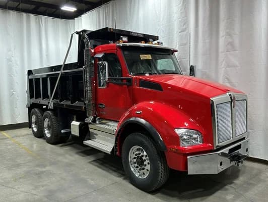 2027 Kenworth T880