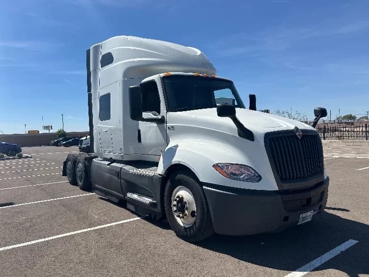 2023 International LT