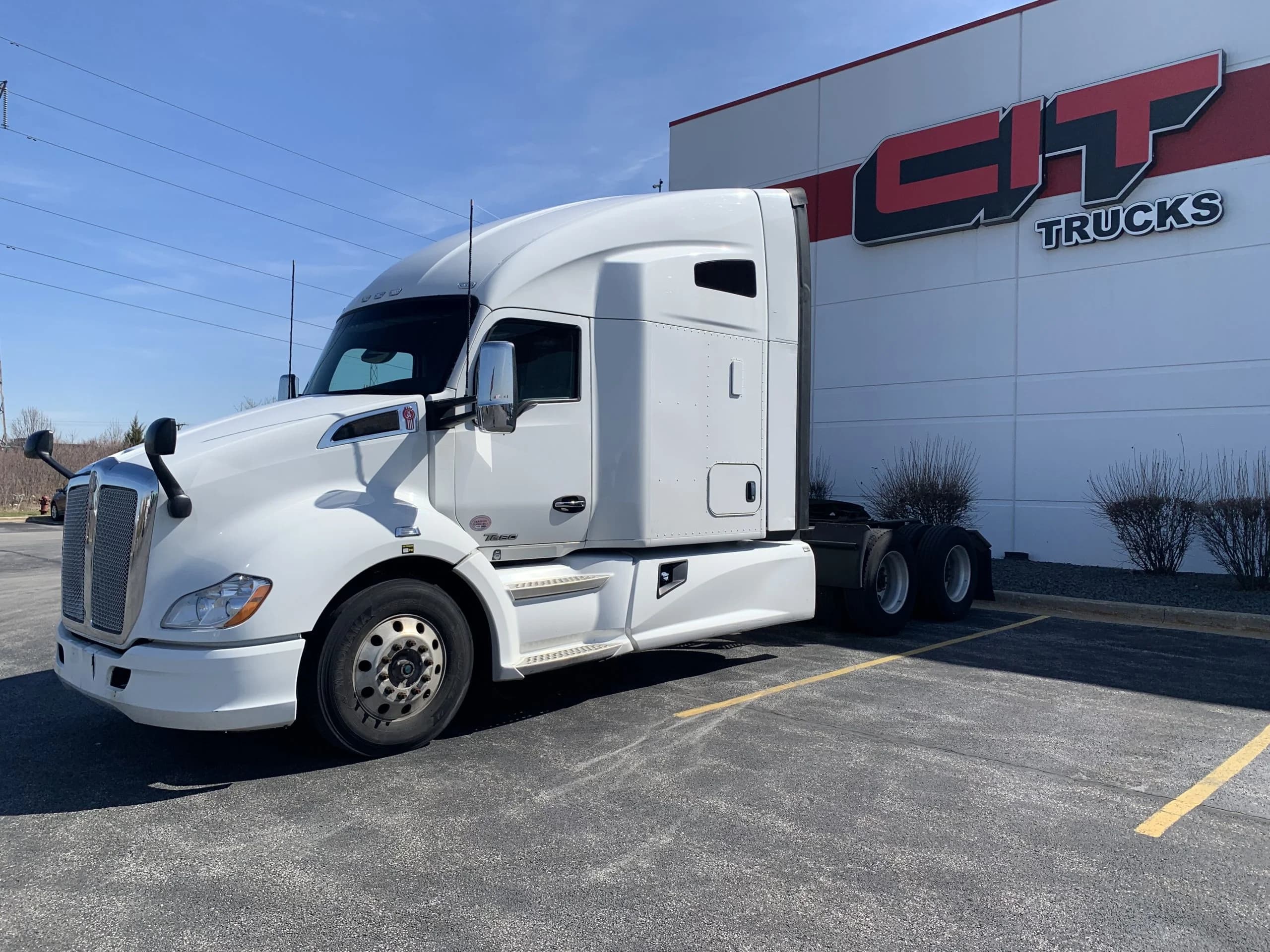 2022 Kenworth T680