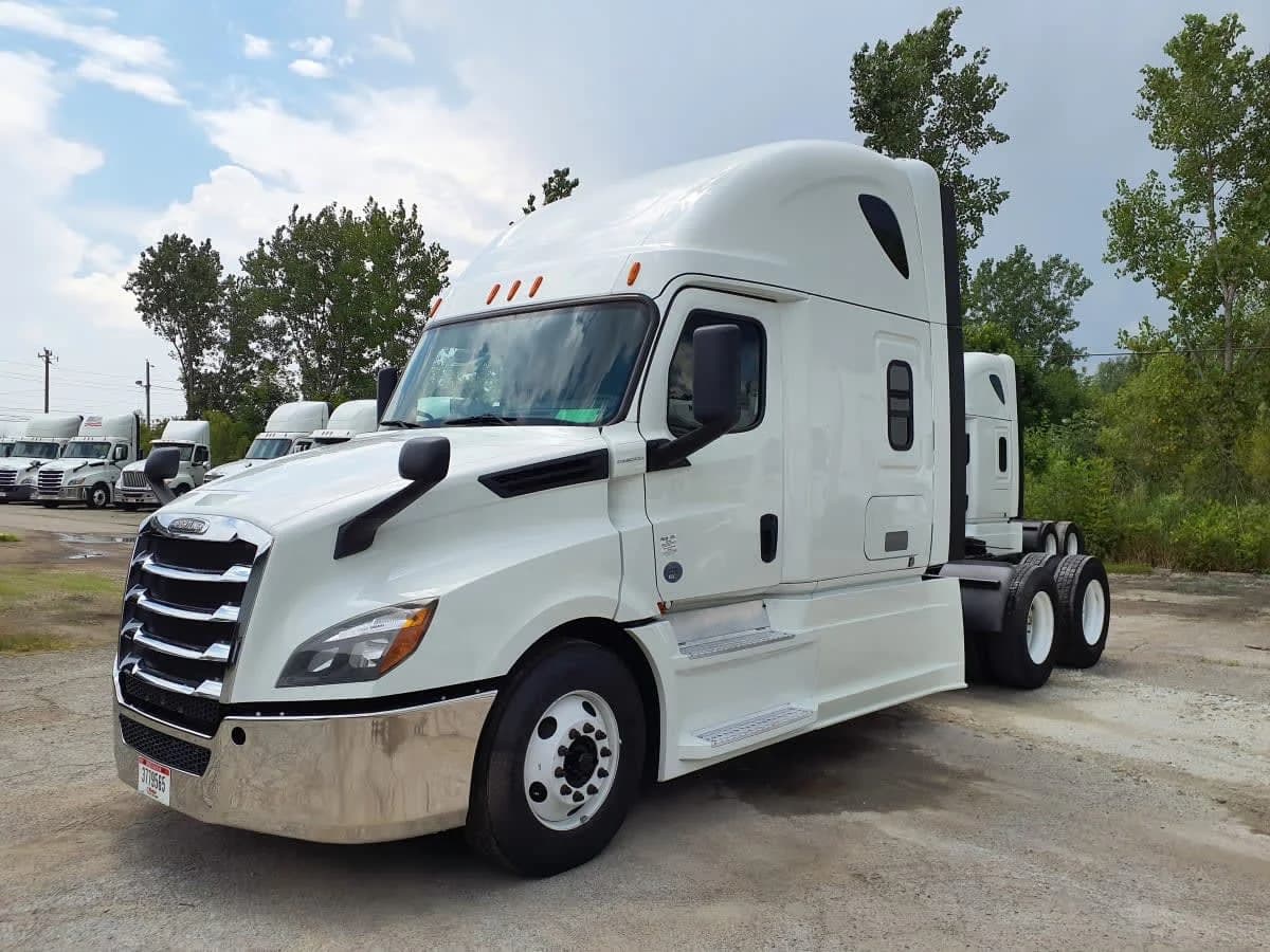 2020 Freightliner Cascadia