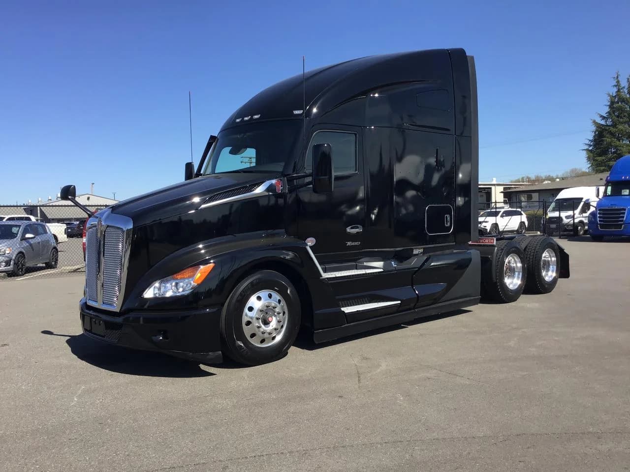 2023 Kenworth T680