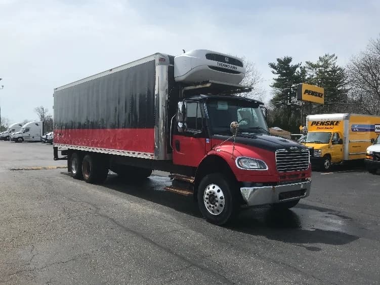 2018 Freightliner M2 106