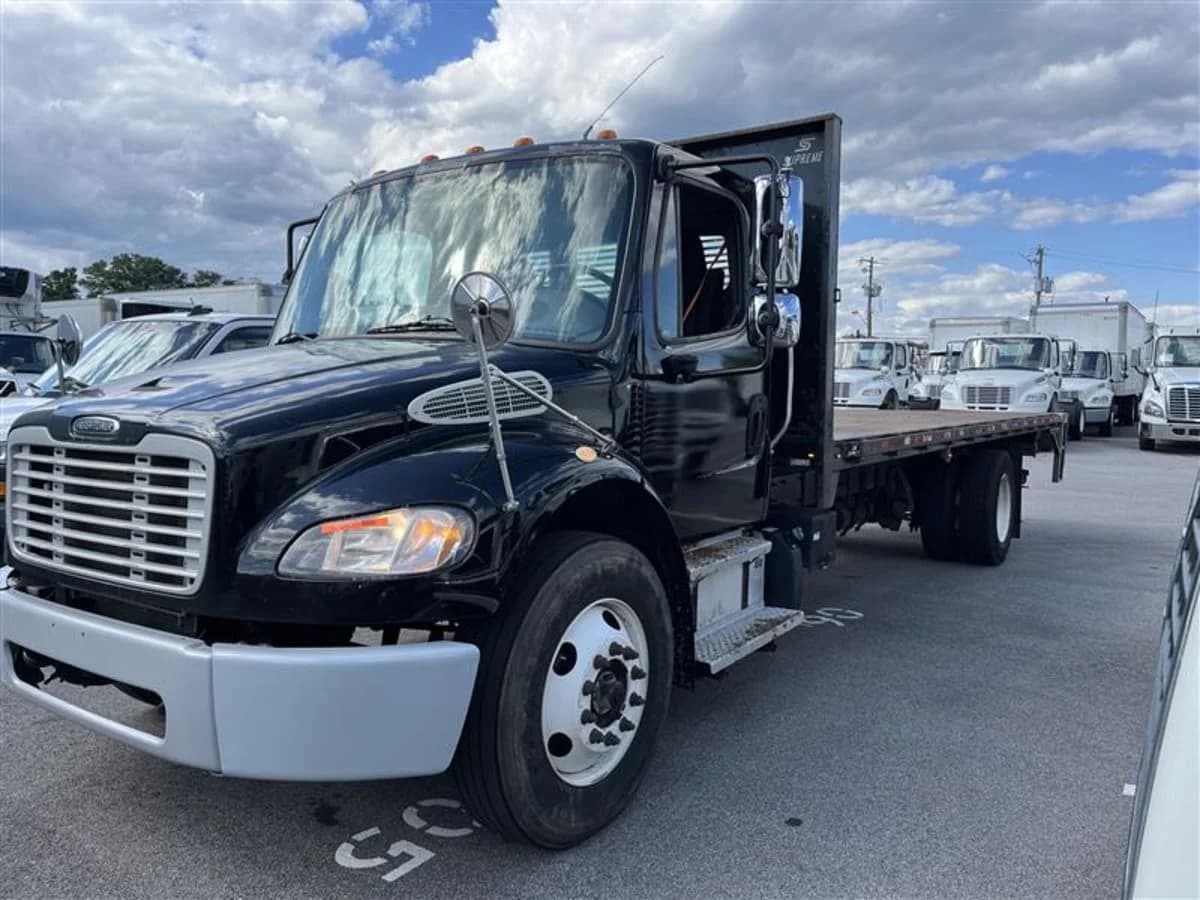 2019 Freightliner M2 106