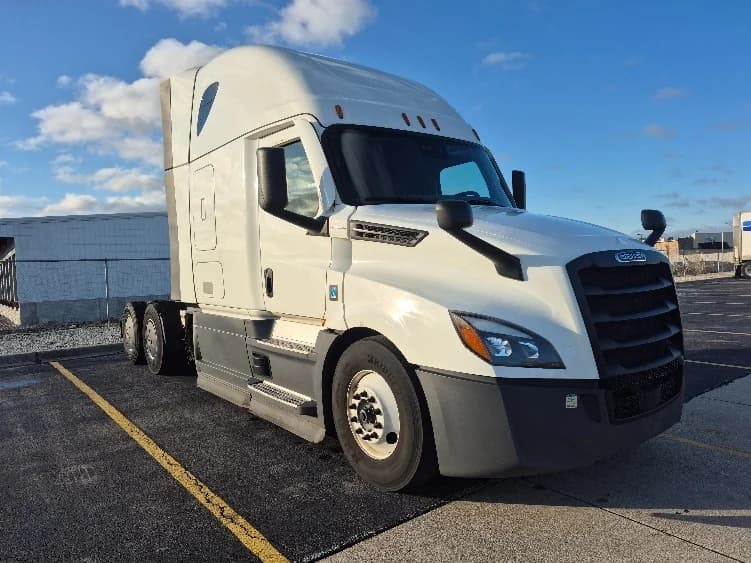 2023 Freightliner Cascadia