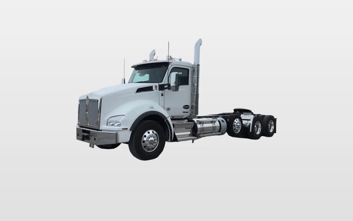 2025 Kenworth T880