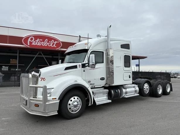 2020 Kenworth T880