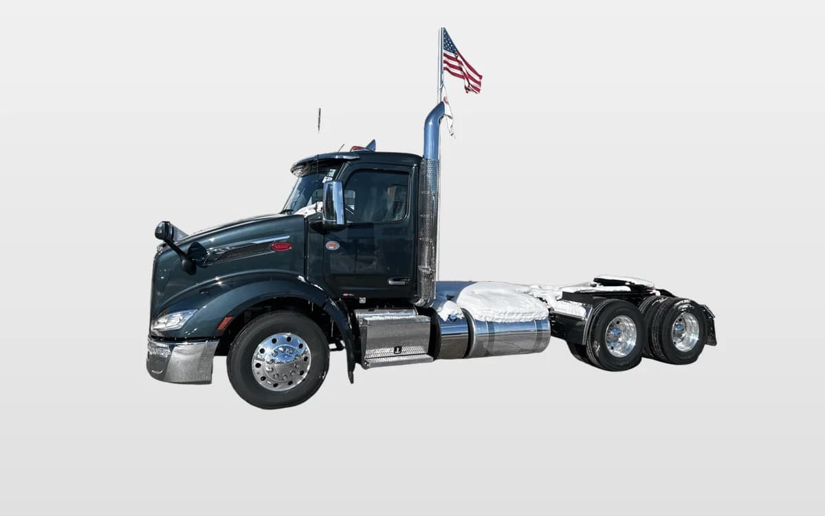 2026 Peterbilt 579 in Broadview Hts, OH