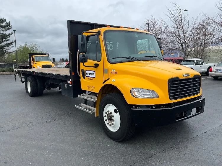 2022 Freightliner M2 106