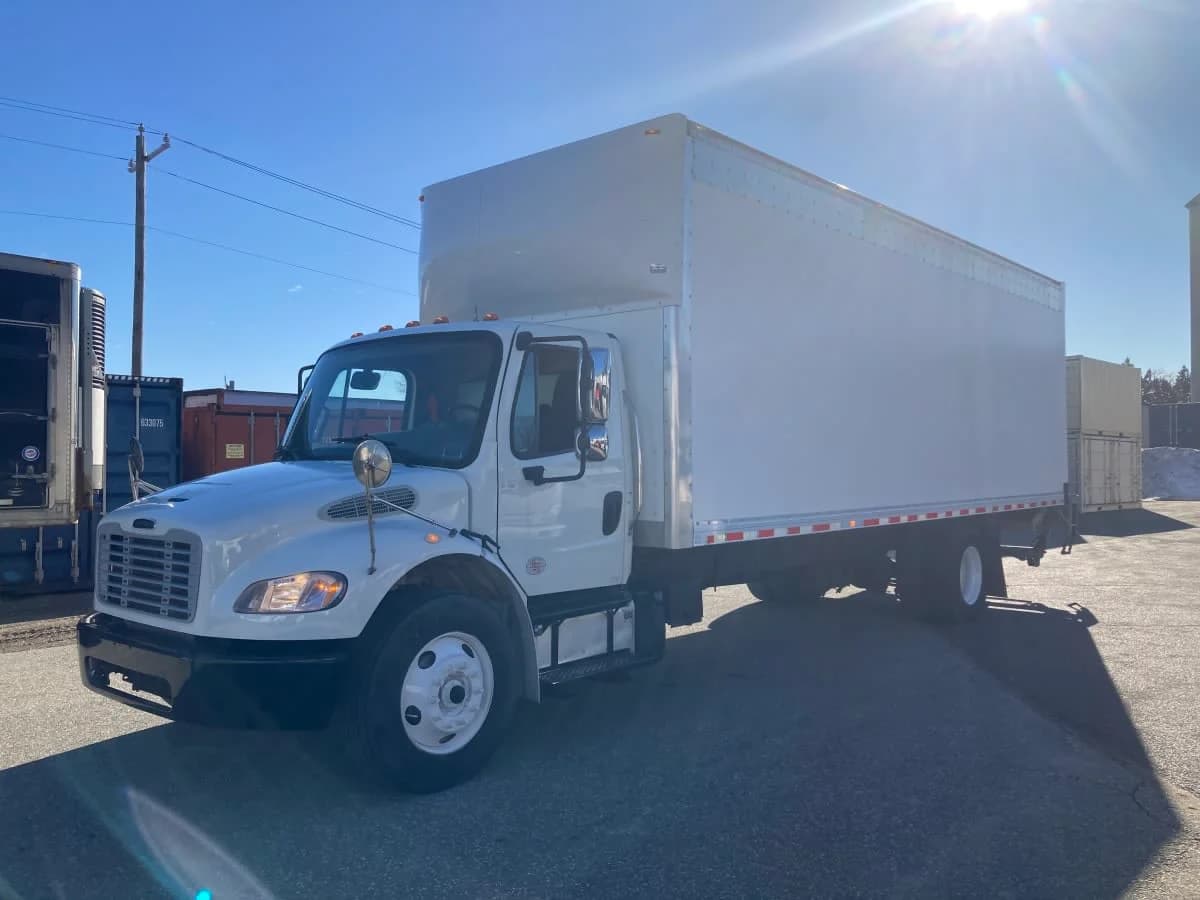 2019 Freightliner M2 106