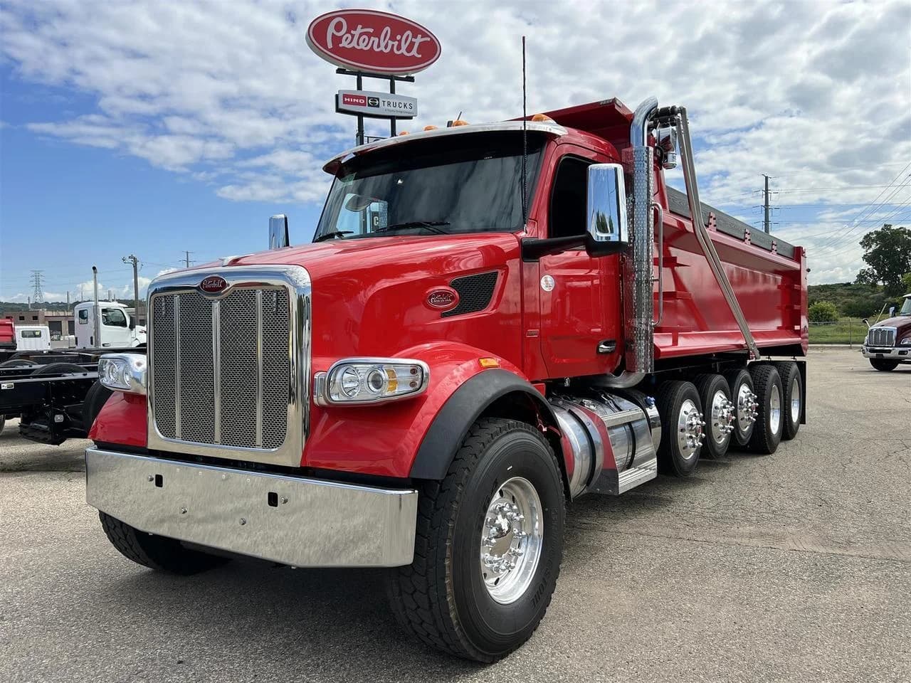 2026 Peterbilt 567