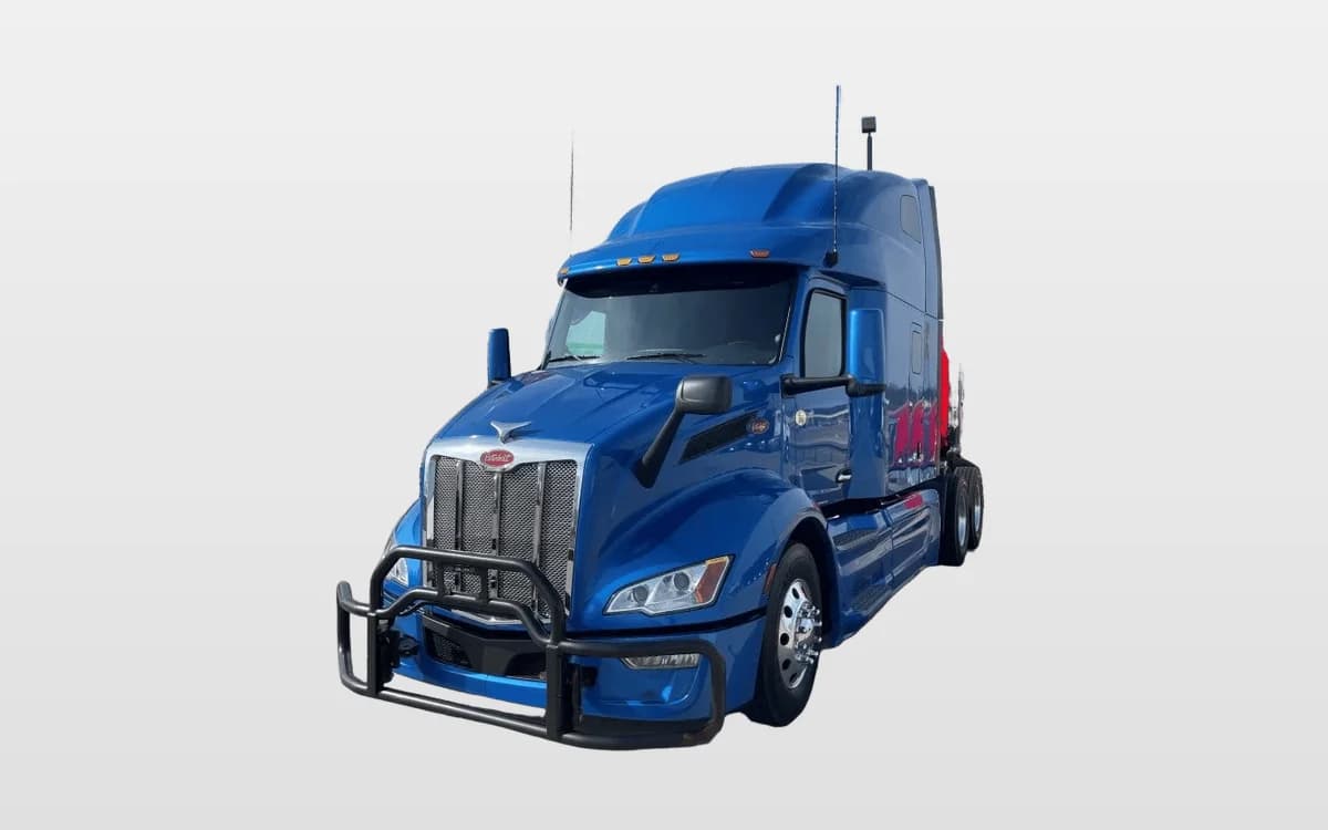 2023 PETERBILT 579