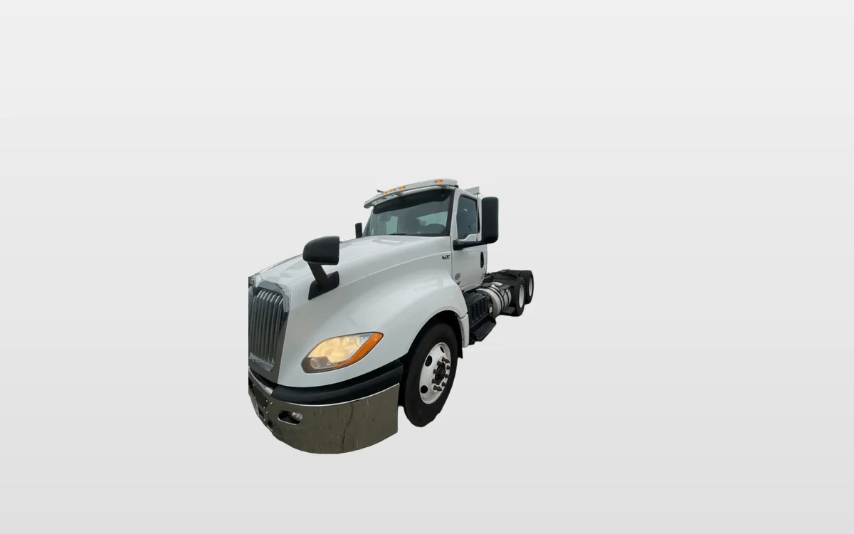 2019 International LT in West Sacramento, CA