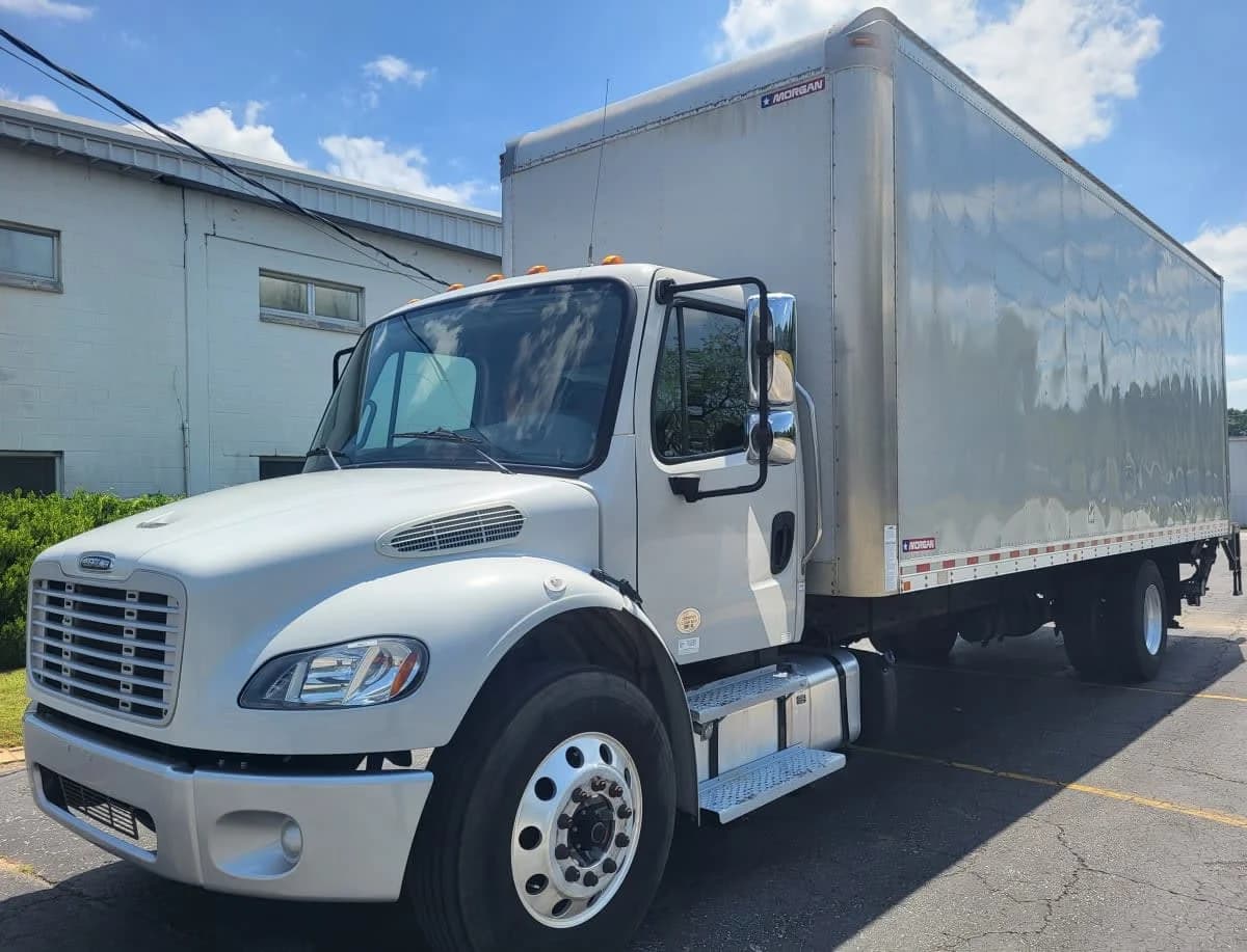 2020 Freightliner M2 106