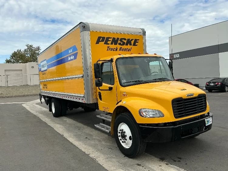 2023 Freightliner M2 106