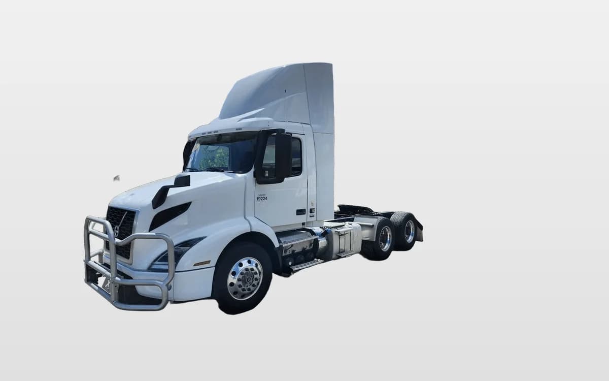 2020 Volvo VNR 660