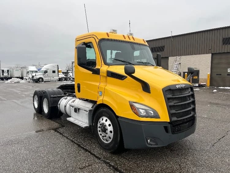 2020 Freightliner Cascadia