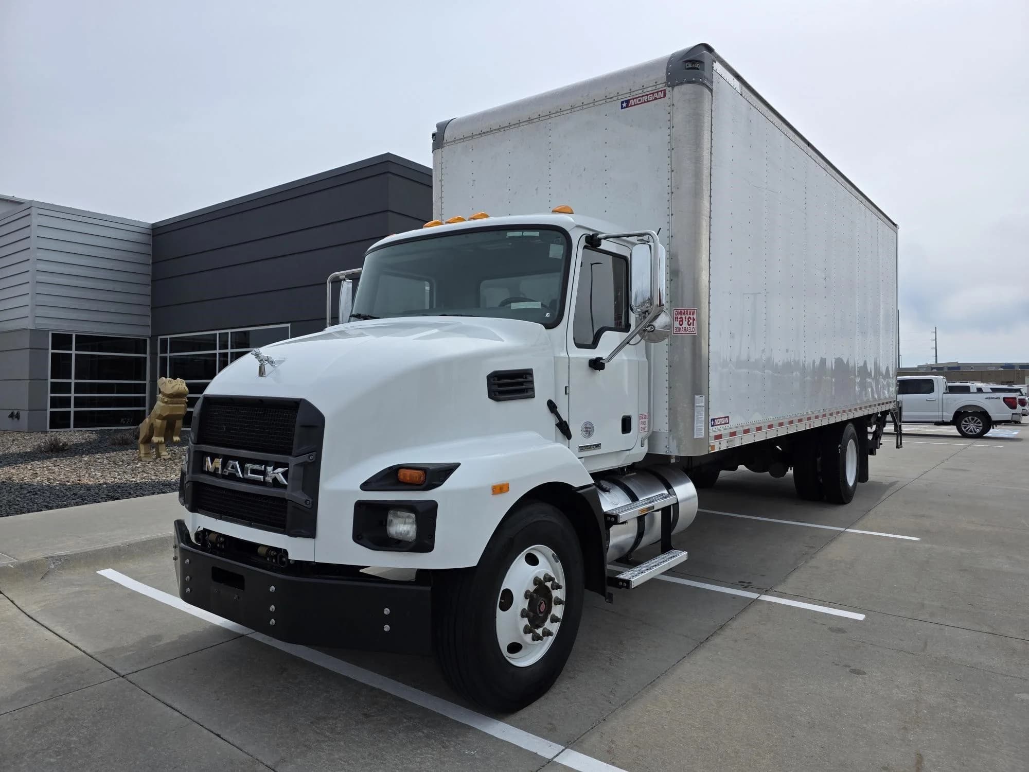 2022 Mack MD